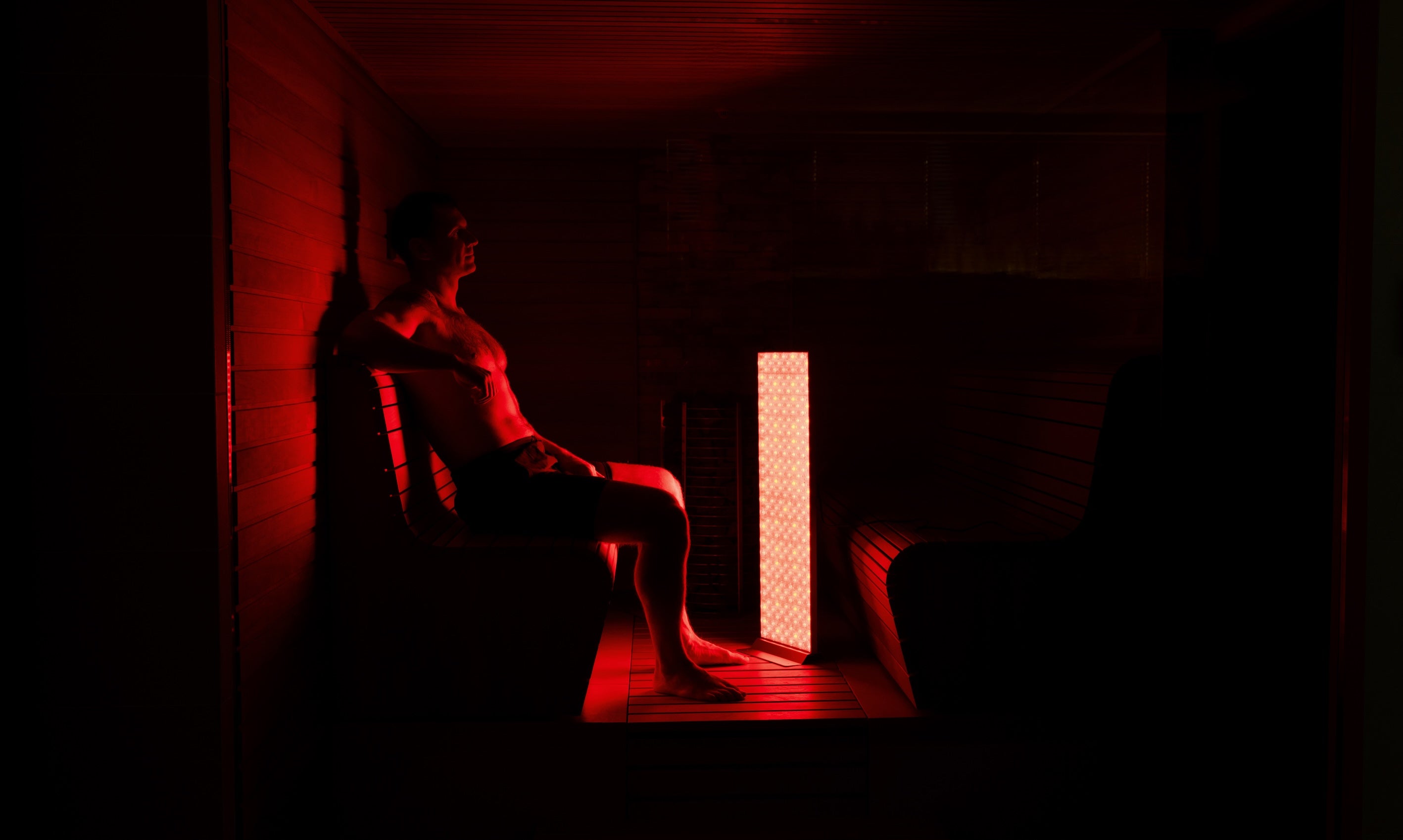 Red Light Therapy Explained: Cellular Energy, Mitochondria and Modern Wellness